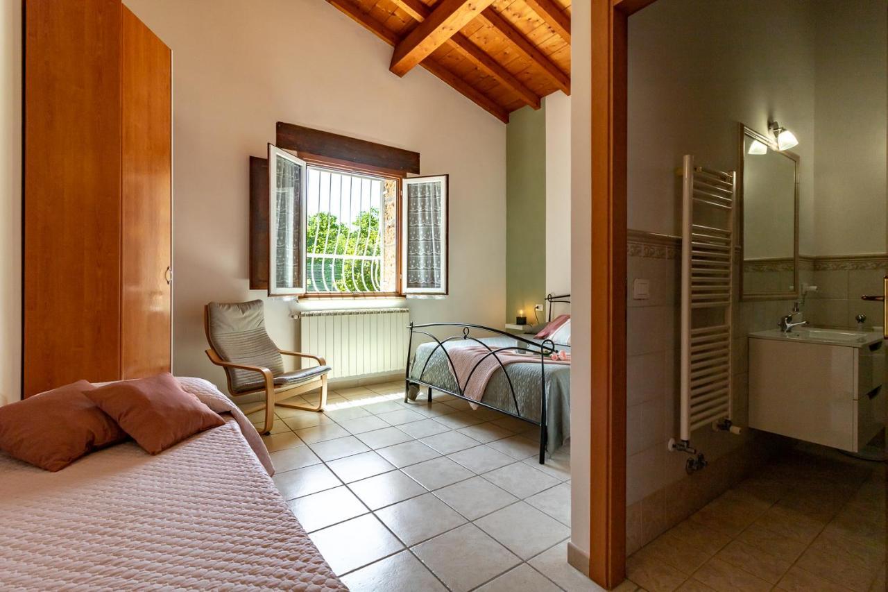 Villa Vacanze La Quercia Carbognano Extérieur photo